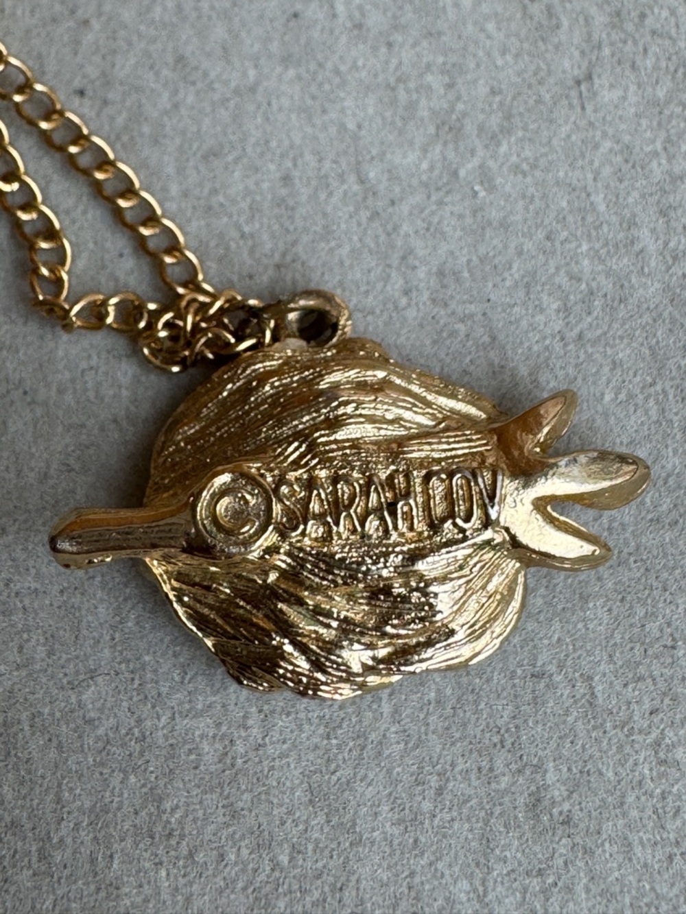Vintage Sarah Coventry Bird Nest Necklace Gold Tone Pastel Eggs Signed - Picture 3 of 4